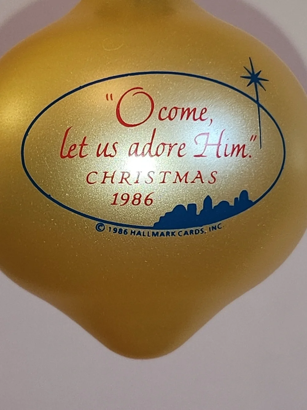 Hallmark Nativity Wise Men Gold Teardrop Glass Ornament “O Come Adore Him” 1986